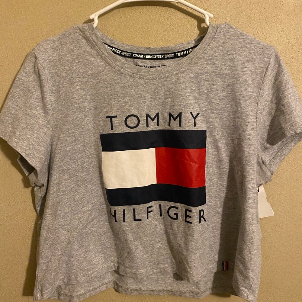 Tommy Hilfiger Cropped Tee